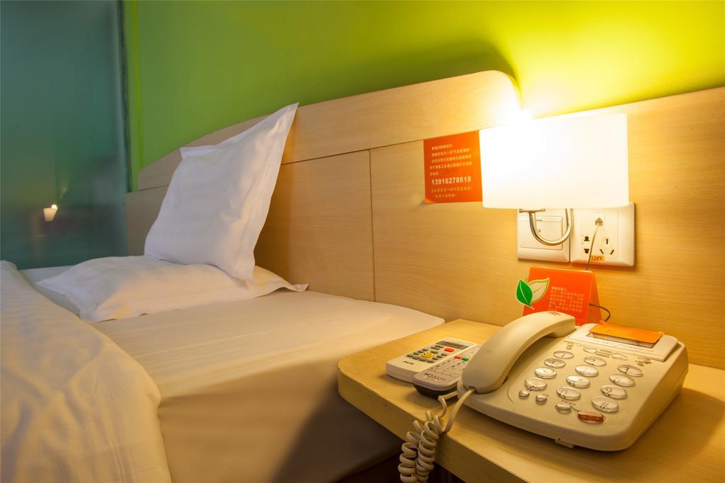 7Days Inn Guiyang Normal University Экстерьер фото